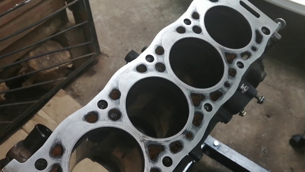 Motor DW8 DESARME N°2 1.9 Diesel Peugeot Partner Citroen Berlingo