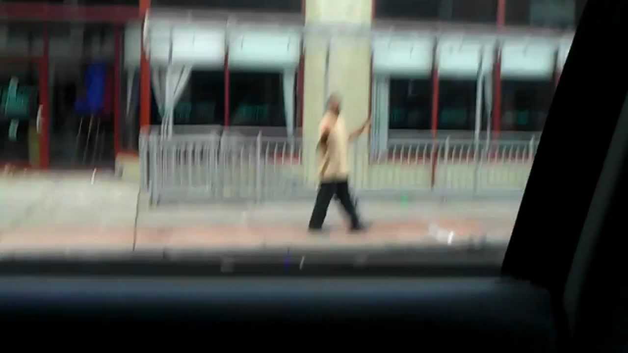 Beatin DownTown.... Funny Bass Reaction