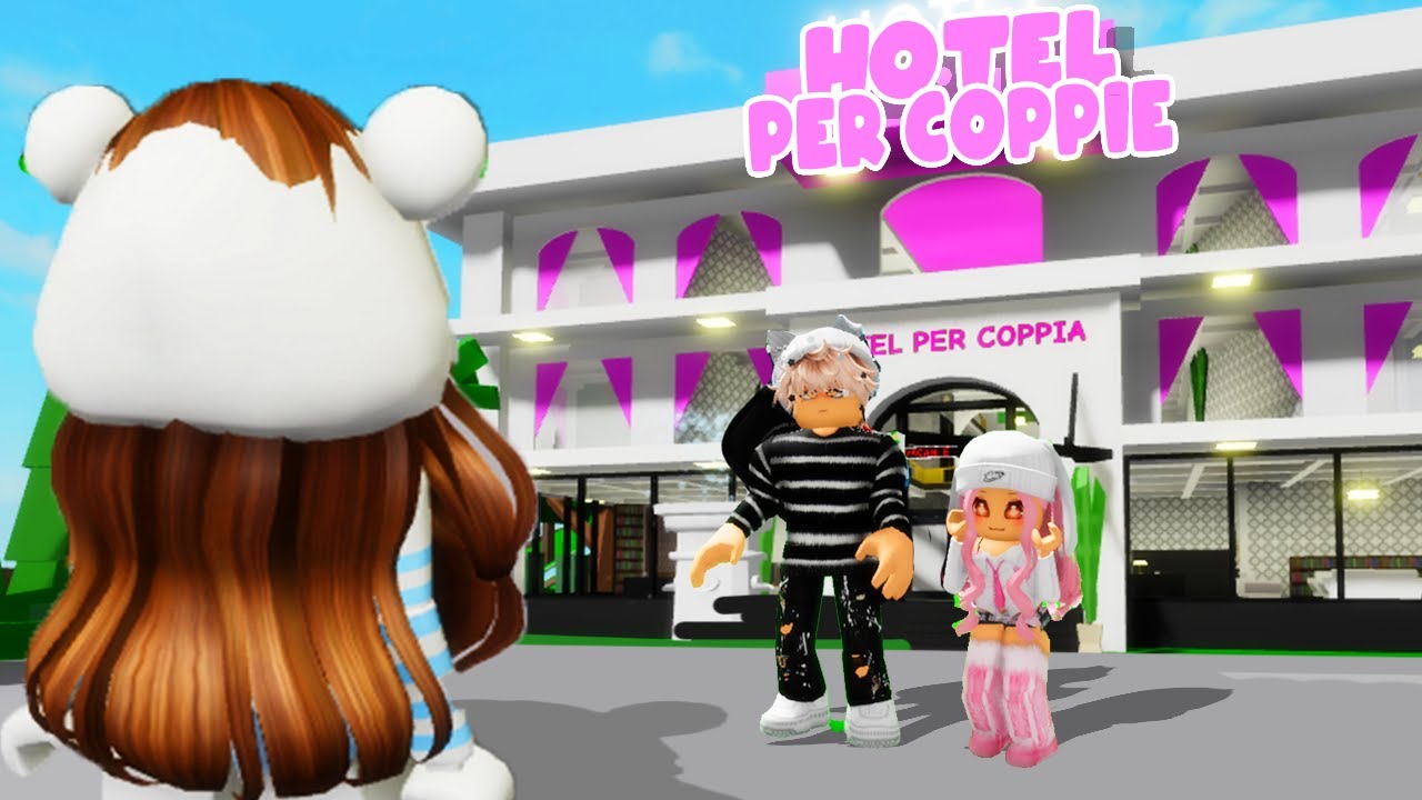 ENTRO DI NASCOSTO IN UN HOTEL SOLO PER COPPIE SU BROOKHAVEN ROBLOX!