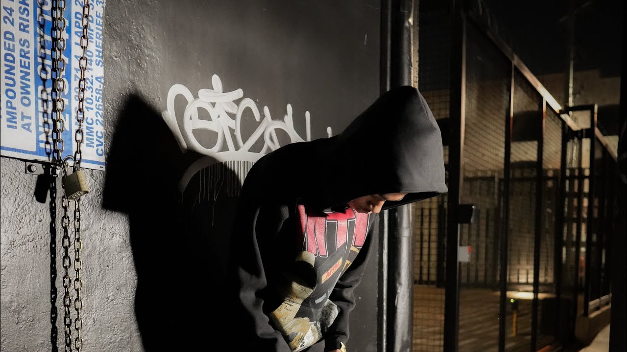 Roid - Don’t Worry (Official Video) 