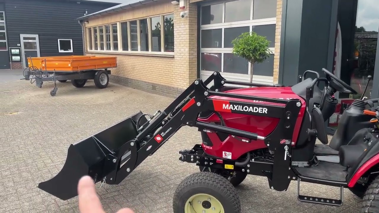 Duteweert Miniwerktuigen presenteert, de nieuwe Yanmar SA 326 met voorlader #minitrekker #yanmarsa