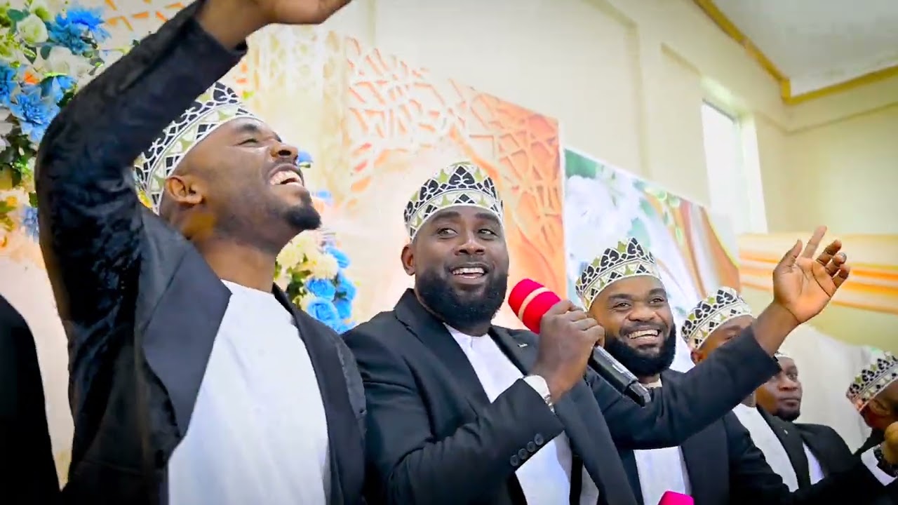 MKIMTEGEMEA MUNGU HUWEZ KUANGUKA 🙏 #ytshorts #trending #viral #funny #fyp 