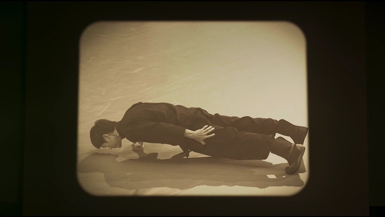Ip Man 4 Bruce Lee 2 Fingers Push Ups compare to real Bruce Lee 2 Fingers Push Ups [4K].