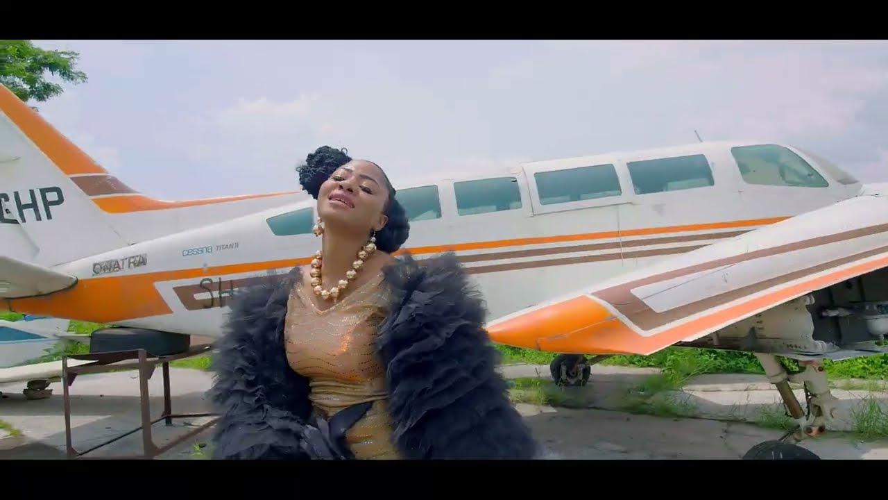 Fifi Ngoy - MOLONGI