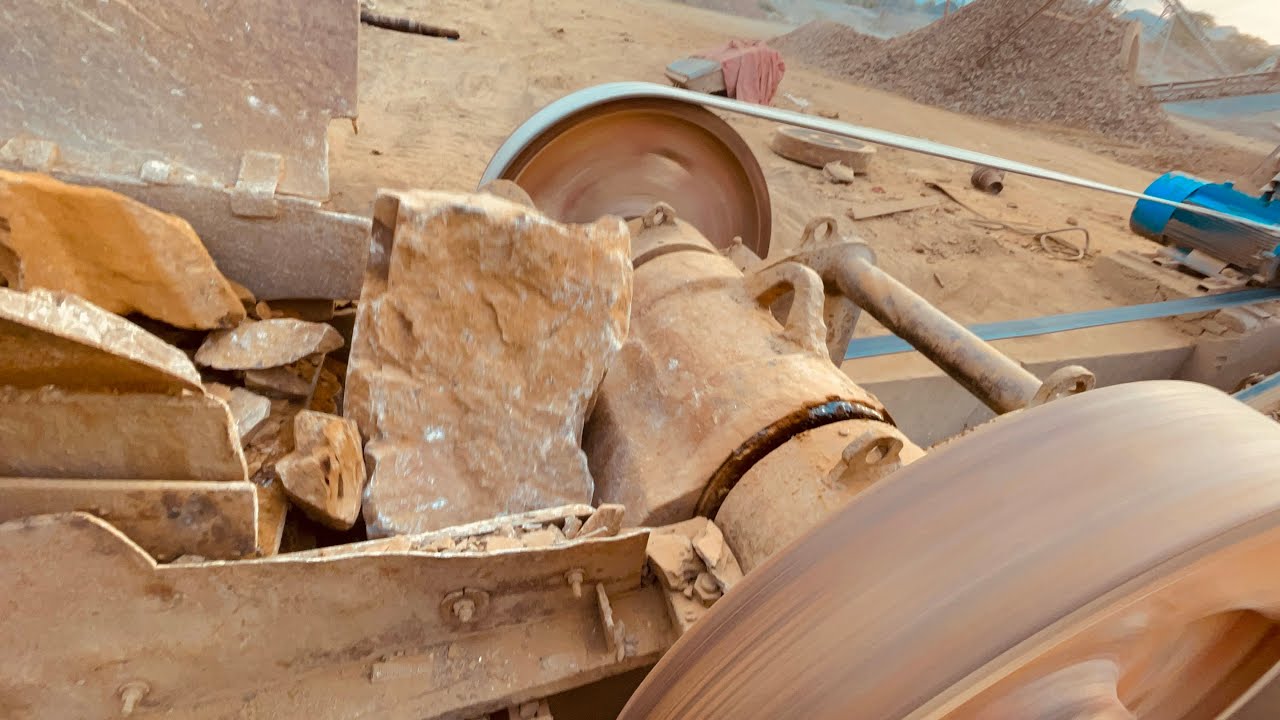Massive Boulder Obliterated! Powerful Jaw Crusher Eats Huge Rocks 🔥 #ExtremeCrushing 
