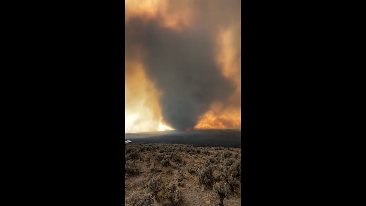 Video captures swirling column of Oregon wildfire smoke