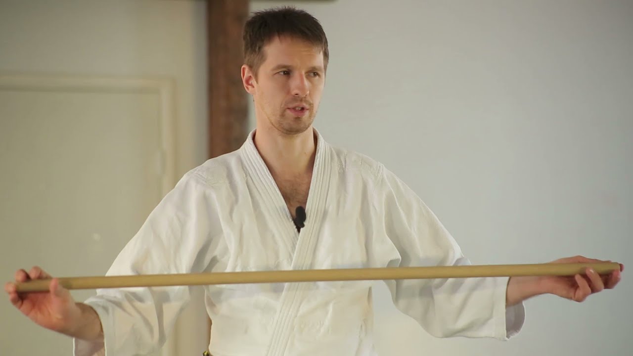 айкидо с палкой. начало. базовая стойка. Jo in aikido. basic stance.