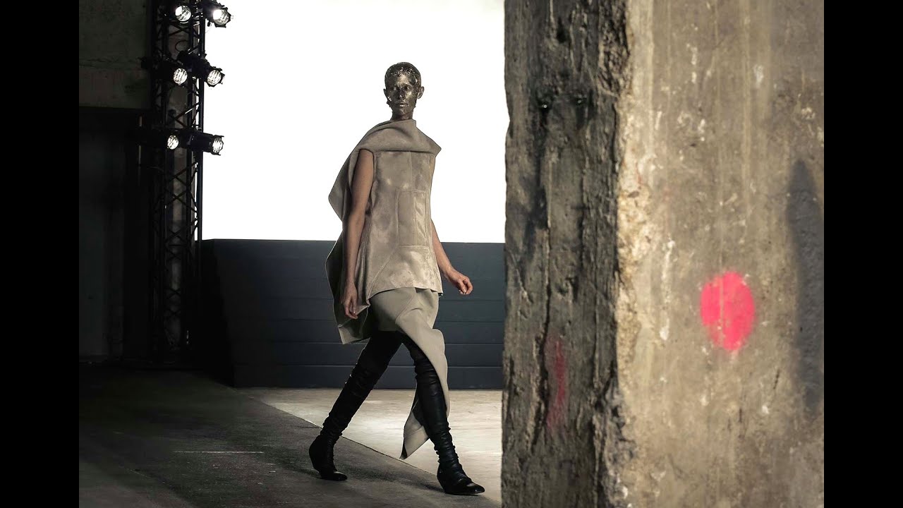 Rick Owens | Fall Winter 2015/2016 Full Fashion Show | Exclusive