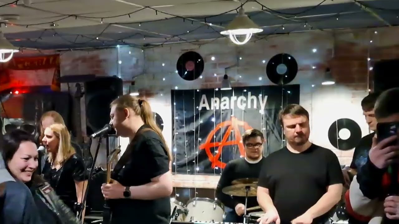 08 Ветер перемен (кавер)🎸(15.11.2025 - концерт в баре "Бульдог" ) 
