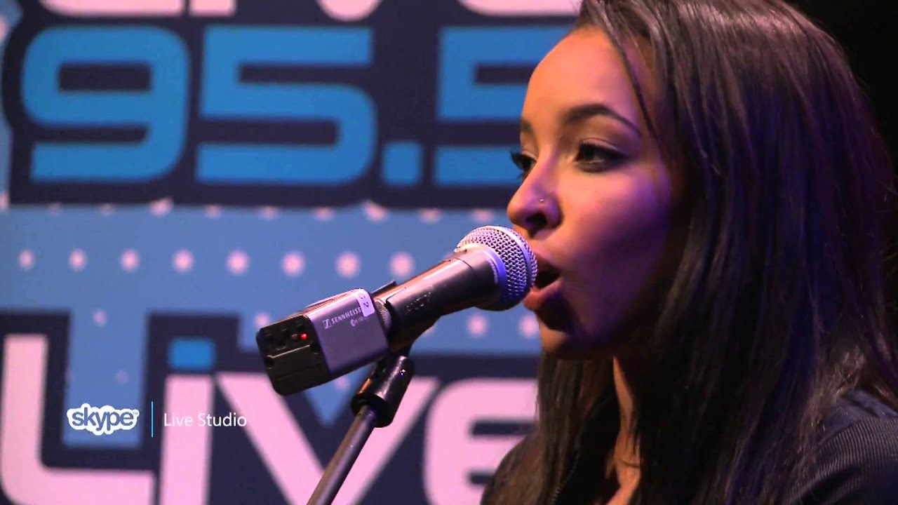 Tinashe - 2 On (Live 95.5's Skype Live Studio)