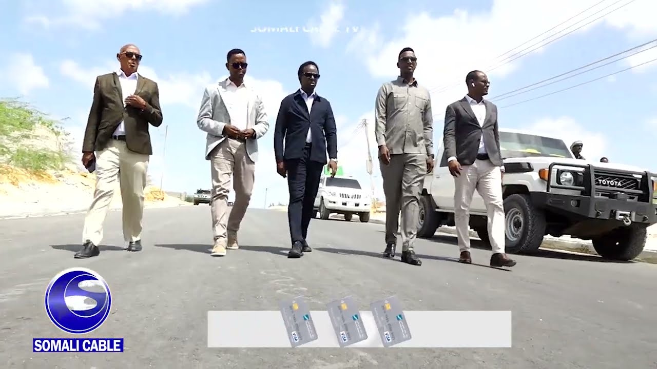 Gudoomiye Yabooh oo kormeer shaqo ku tagay dhismaha Wadooyinka ee ka socda degmooyinka Dharkeynley