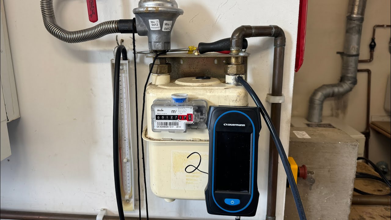 Gas tightness test using the  Sauermann SI-CA 130 FLUE GAS ANALYSER PART 4 #gastraining