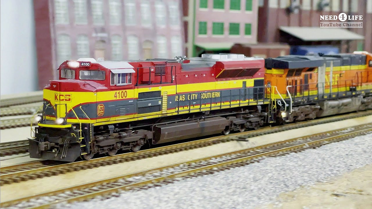 Awesome Intermodal KCS BNSF Model Train in HO Scale