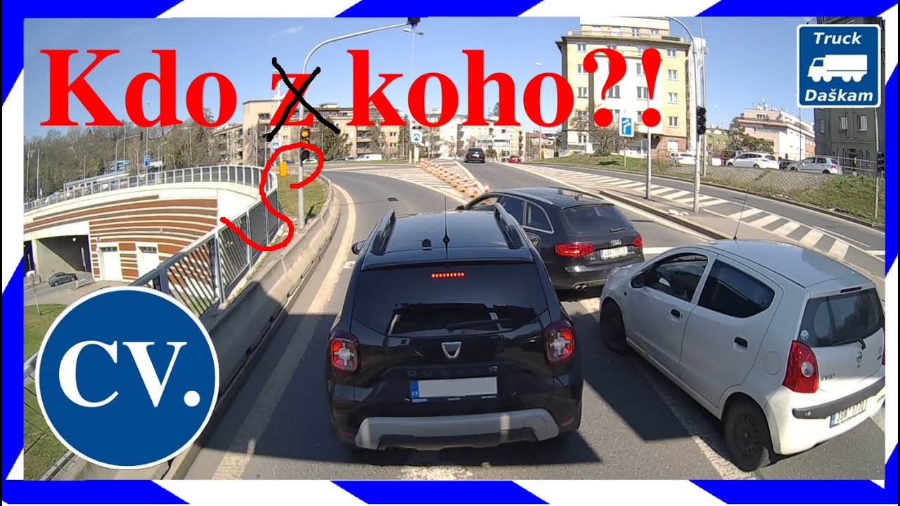 Cyklista středem, Vytlačování předbíhačů, Jízda uličkou IZS | TruckView kompilace 105.