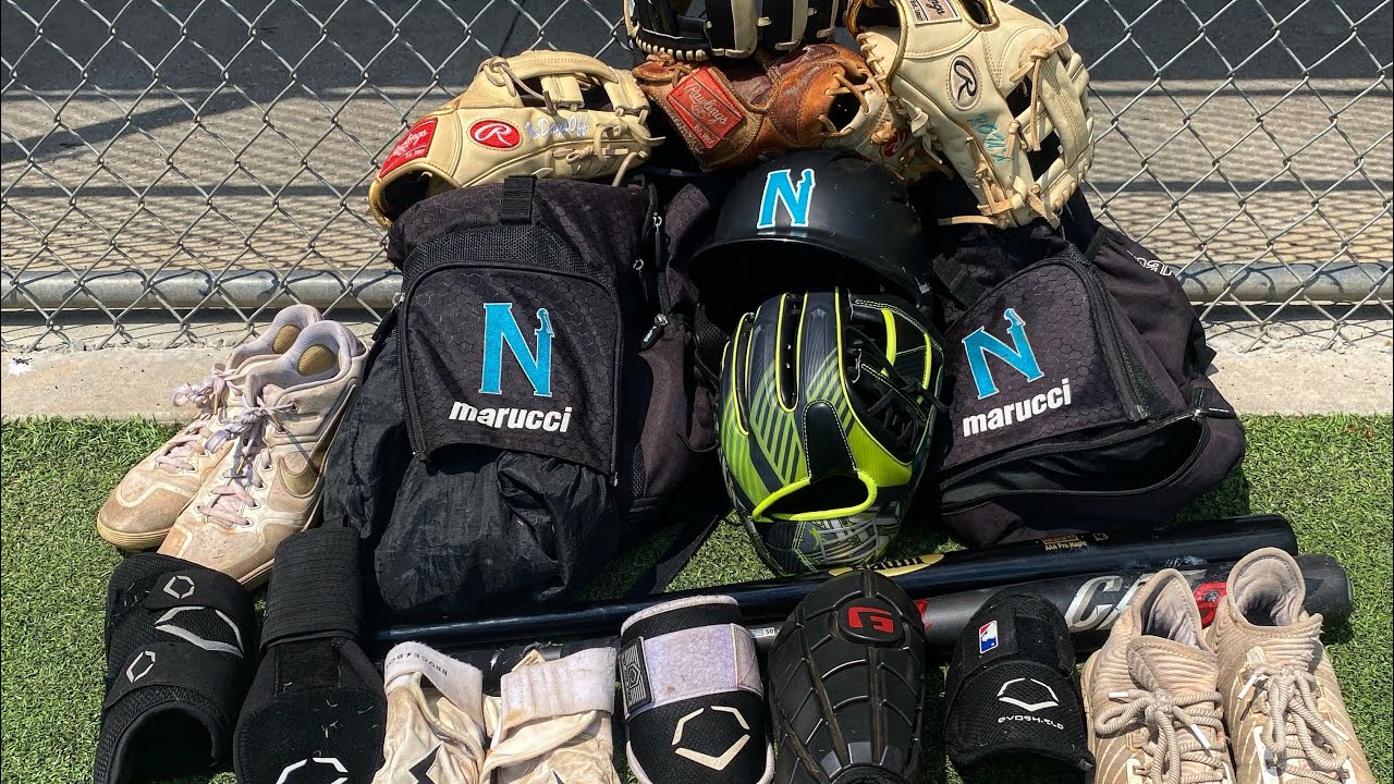 Whats In My Baseball Bag *SUMMER 2022*