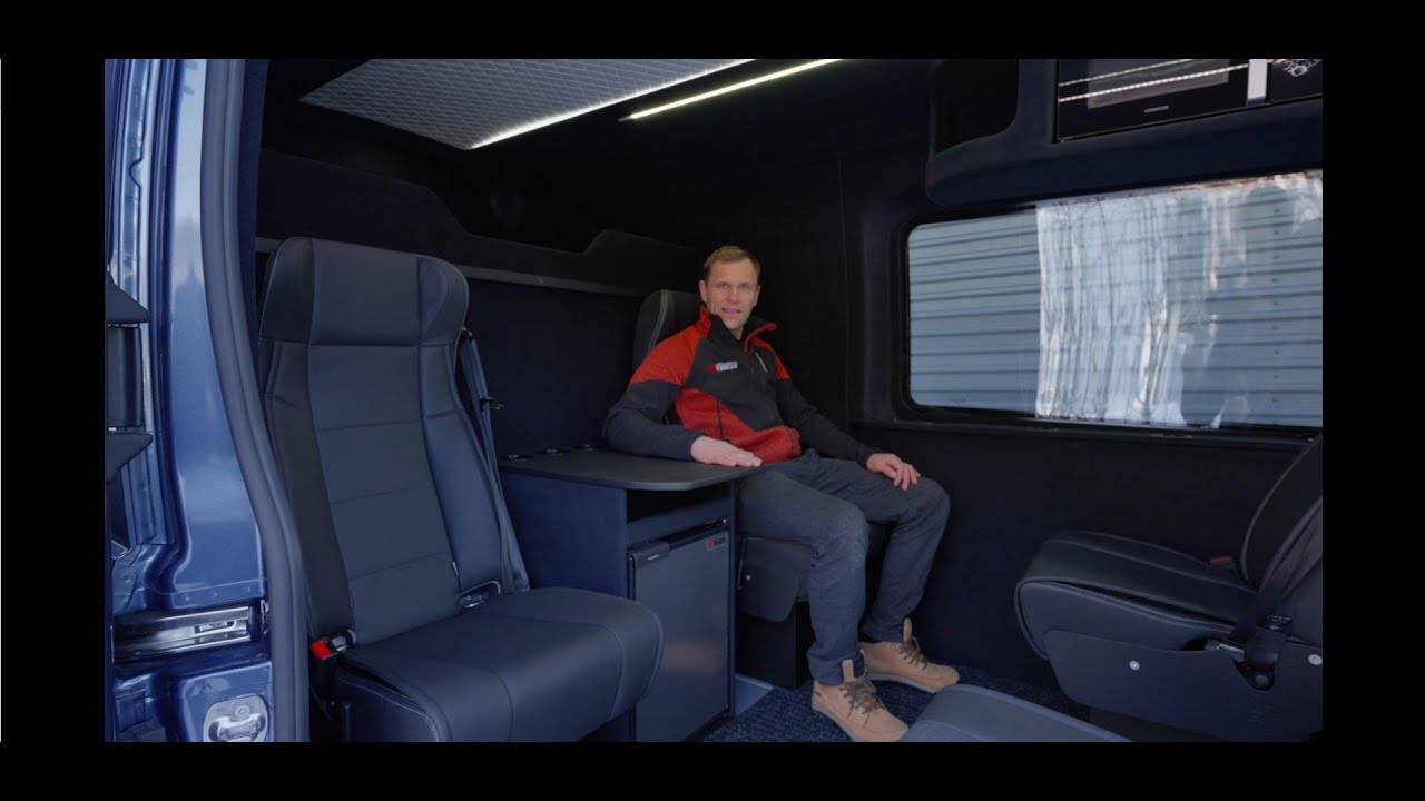 Ford Transit Trail AWD retkeilyauto L3H2 kattokorotuksella