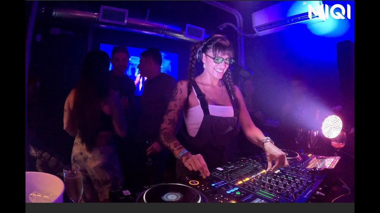 MIQI @ Coral Bar, Buenos Aires 0825
