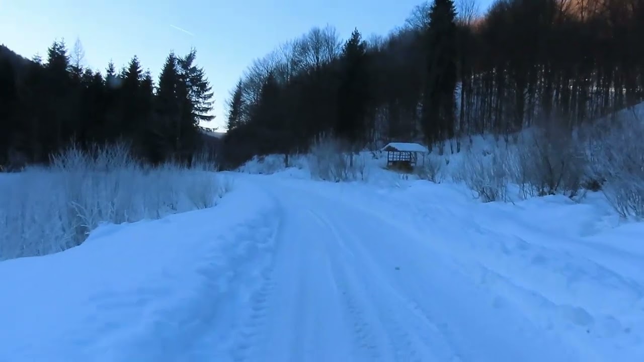 Jazda  cestou  od  chaty  Dankova po začatok  Čirča  cyklotrasa & ziazdovka  *-----*