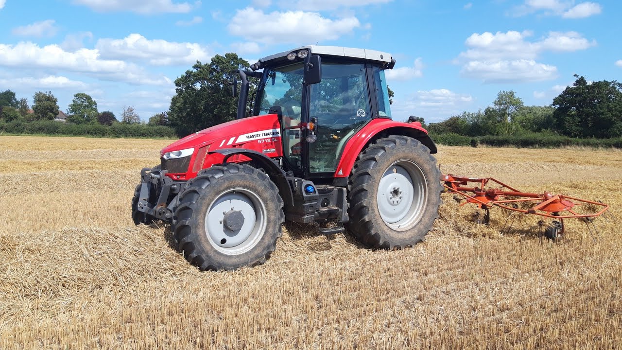 Harvest 2019, drying out wet straw.
