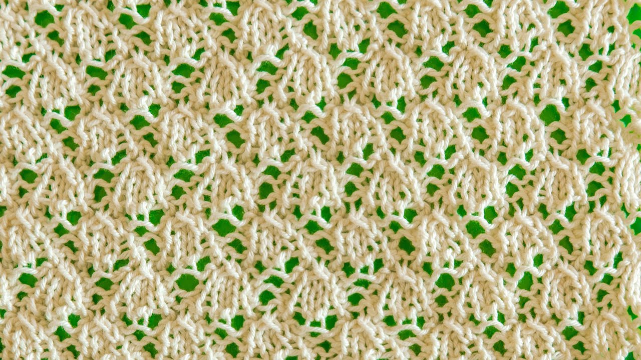 Pizzo con Campanule lavorato ai ferri (davvero facilissimo)