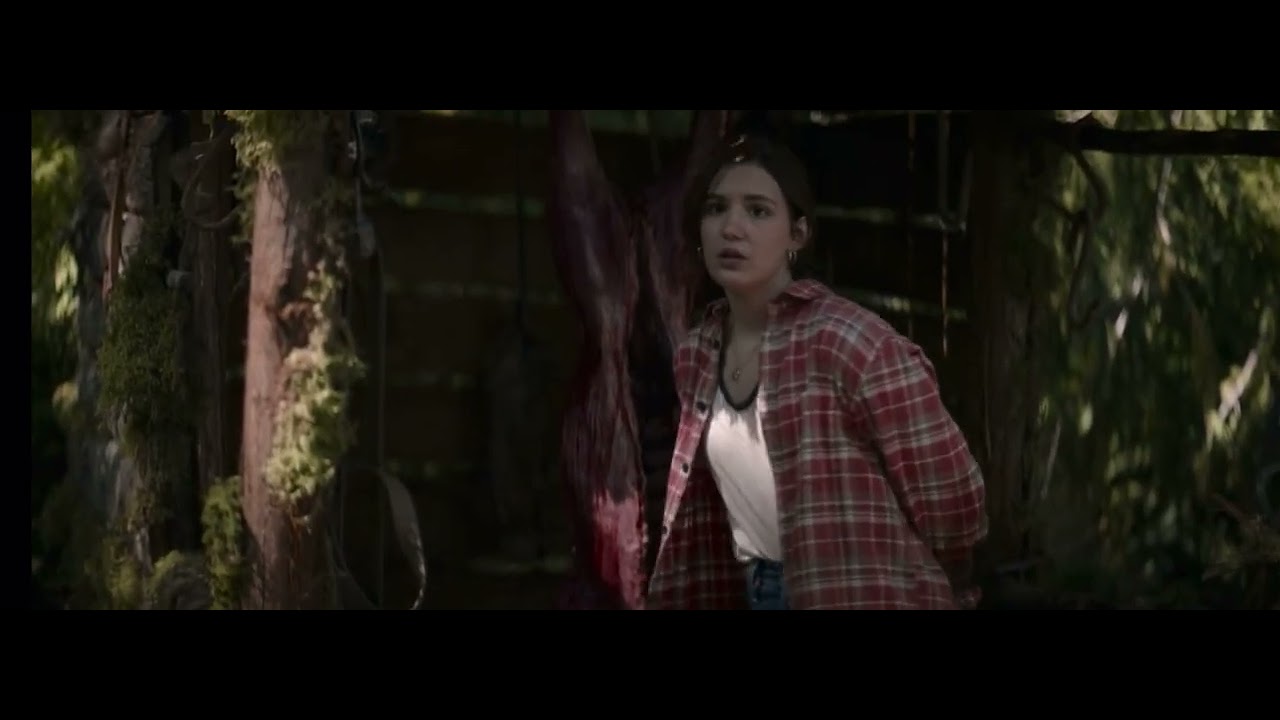 Yellowjackets S1 ep5: Taissa catches Shauna faking her period