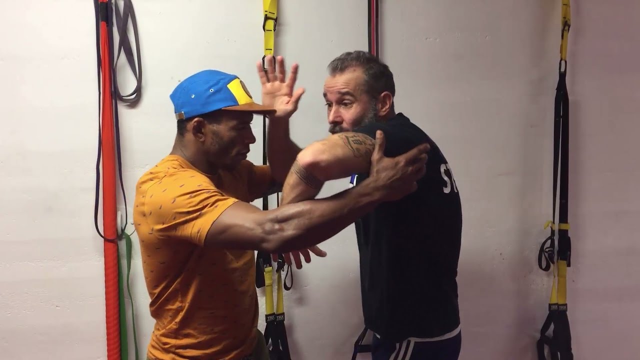 3 Top Street Fight Stances fighttips