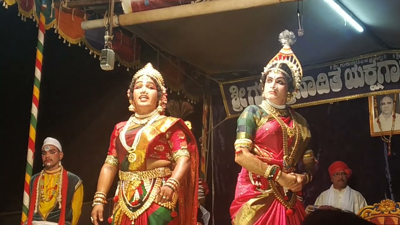 20 ನಿಮಿಷಕ್ಕೆ ಸ್ಟೇಜ್ ಧೂಳ್ ಎಬ್ಸಿ ಬಿಟ್ರ್ - ಬೆಂಕಿ||Chandramukhi Sooryasakhi||Yakshagana 2021||