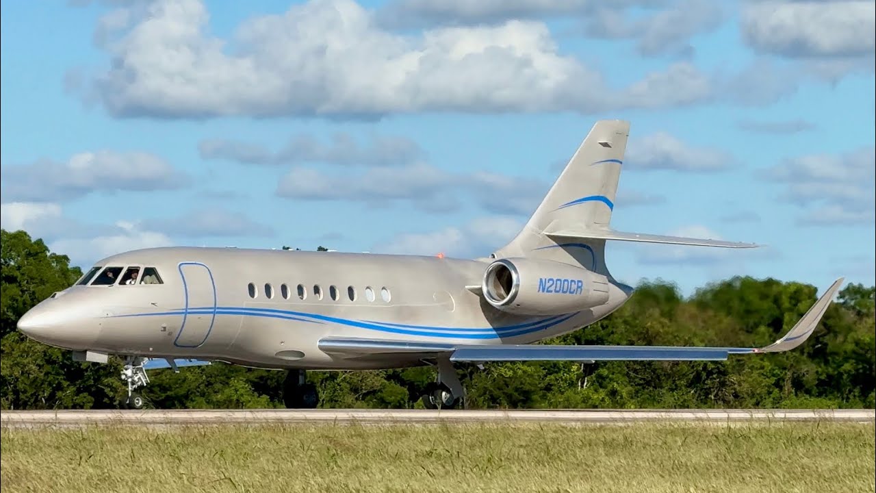 ✈️🔥 AVIONES EJECUTIVOS OPERANDO EN EL AEROPUERTO INTERNACIONAL DE LA ROMANA 🇩🇴 (AUDIO ATC 🎧📡)