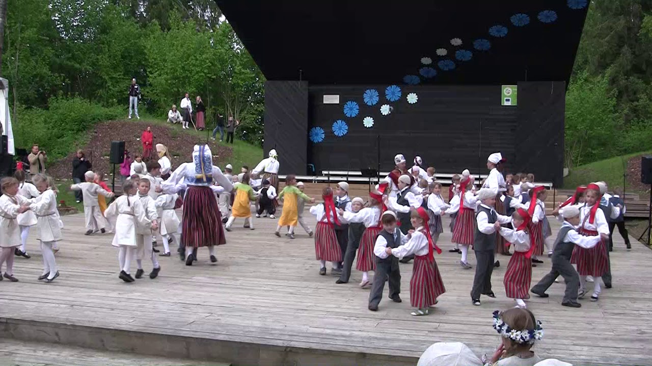 Ei ole enam väike ma. Järvamaa laulu- ja tantsupidu 2011