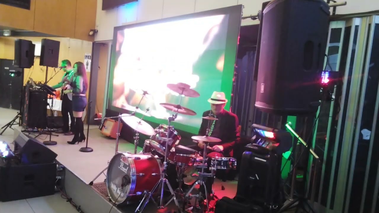 Roxx Mixx Live At The Rochford Wines Yarra Valley - p1