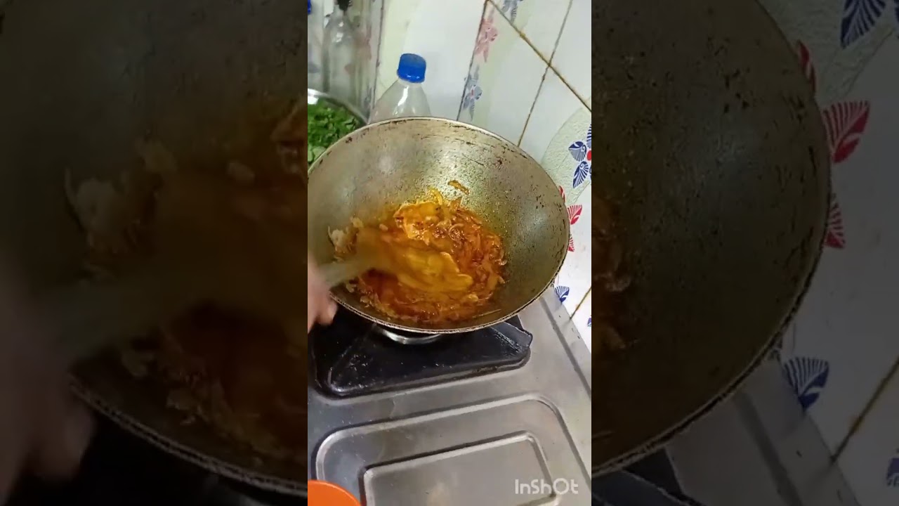 New recipe vlogs .😋 Dim kodai shurir methi saghe er recipe . Subscribe and like . Khub taste sitkale