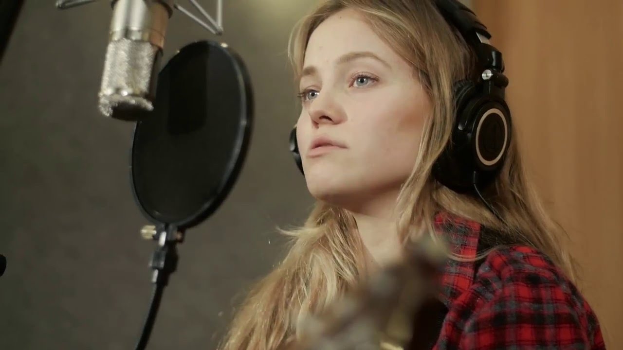 Jessie J  - Nobody's perfect (Cover by Liana)