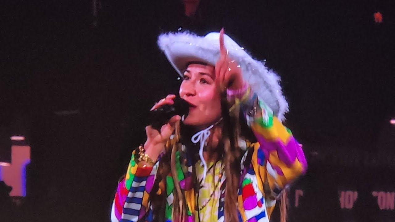 Lauren Daigle, LIVE, at @RodeoHouston 2025