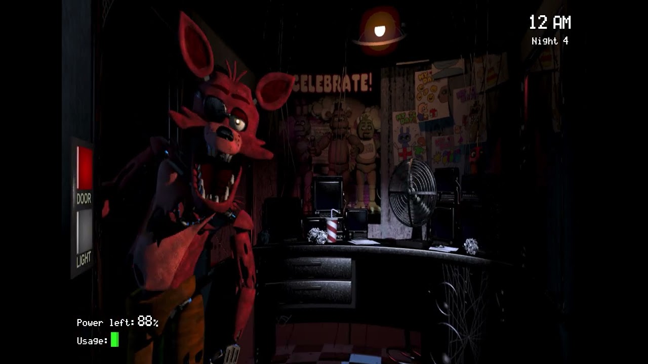 Playing Fnaf again !￼￼