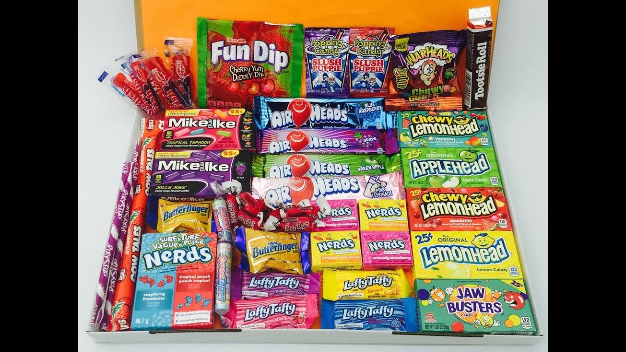 BRITISH PEOPLE TRYING AMERICAN CANDY - WednesdaySpecial #4