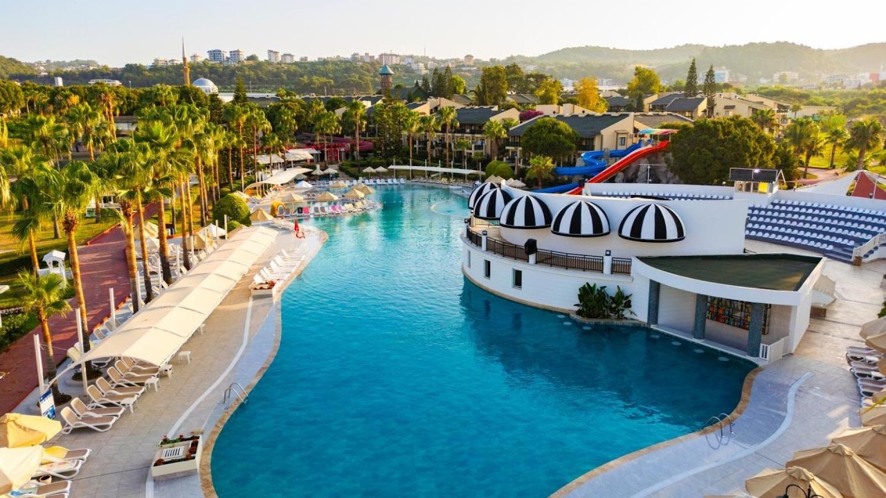 Oz Hotels Incekum Beach | Alanya, Turkey | Hotel Review 🏩