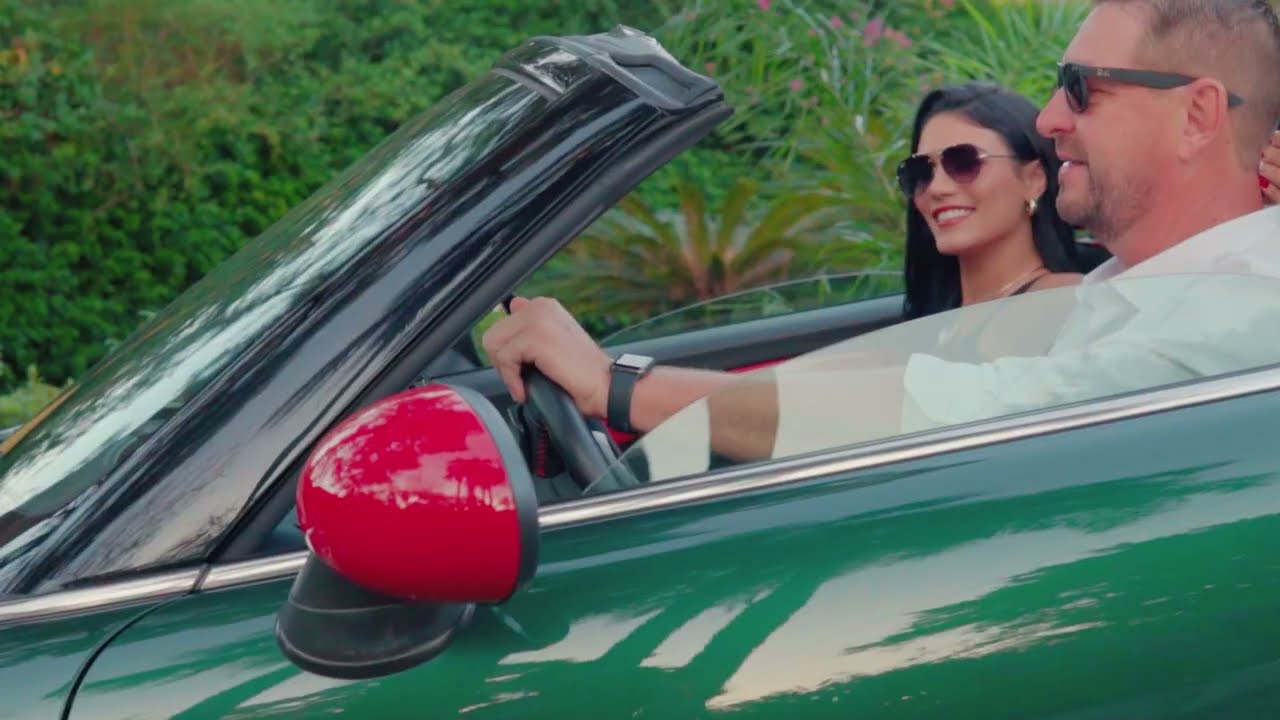 Banda Magia Musical - Um Beijo É Tudo o Que Eu Preciso | Video Clipe Oficial 