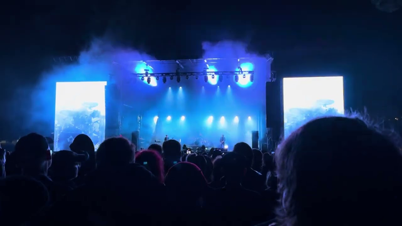 TONES ON TAIL (full set) @ Cruel World Festival - 5/11/24 - Duran Duran “Notorious” in the beginning