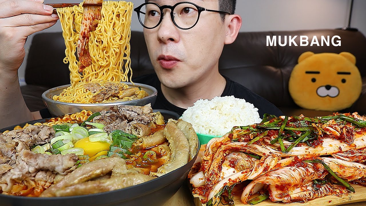 ASMR MUKBANGㅣHot Spicy Instant Noodles With Gopchag(beef intestine)ㅣEATING SHOW