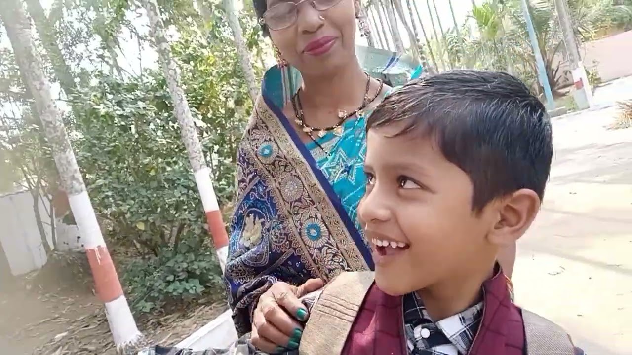 ହିସାବ ବାହାରେ ୪୦୦ ଟଙ୍କା ରେ ଭଗବାନ ଙ୍କ ଦର୍ଶନ କରିବା ପାଇଁ HAPPY ANNIVERSARY 9YERହିସାବ ବାହାରେ ଖୁସି ମୋ ଜାନୁ