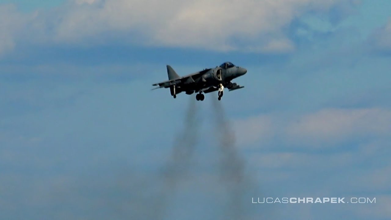 Dny Nato 2025 AV-8B+ Harrier II naćvik - rehearsal