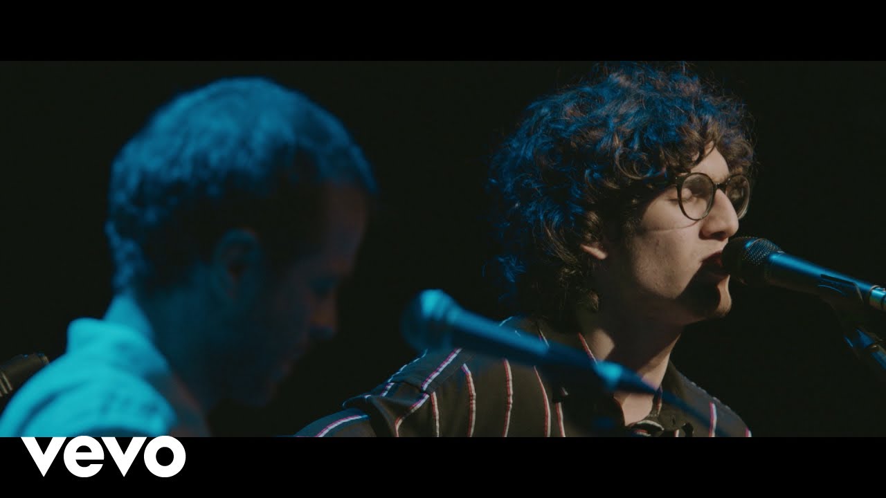 Moreno Veloso, Tom Veloso - Um S&oacute; Lugar (Ao Vivo)