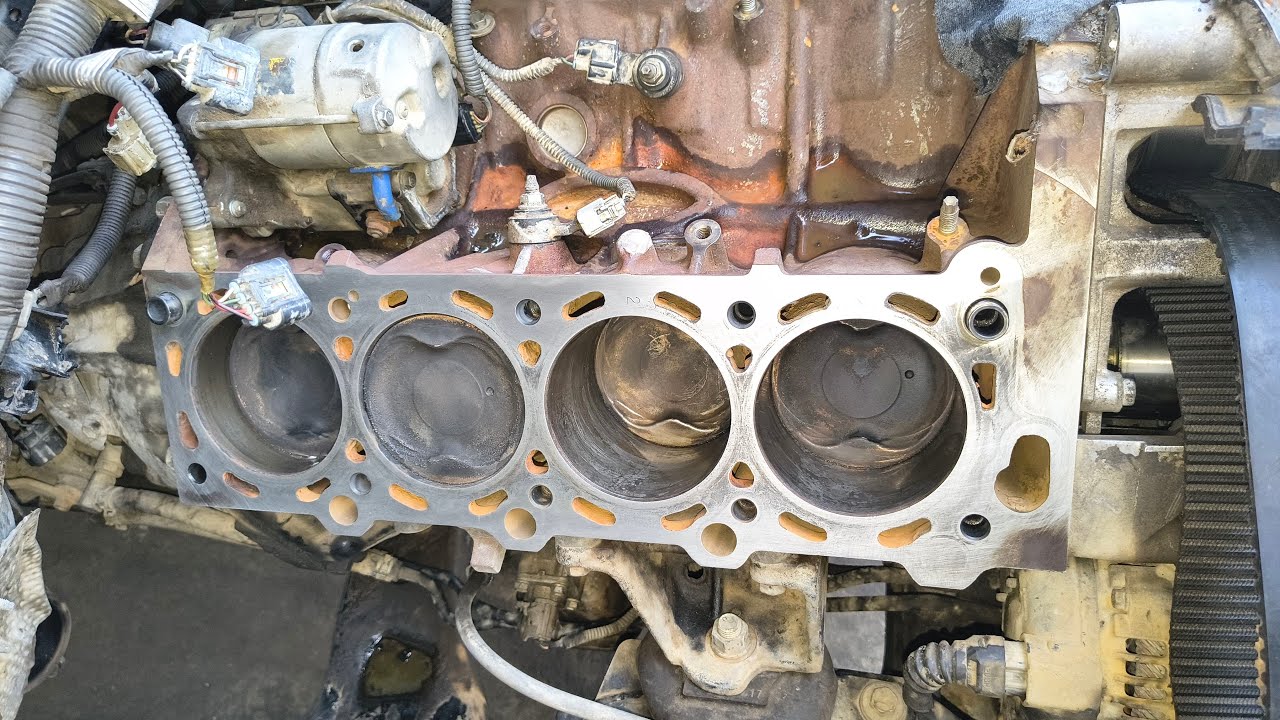 Head fitting 2uz engine land cruiser #head #gasket #replacement