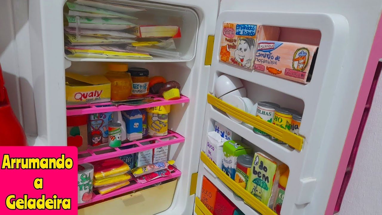Organizando minha geladeira de brinquedo+Comidinhas de boneca