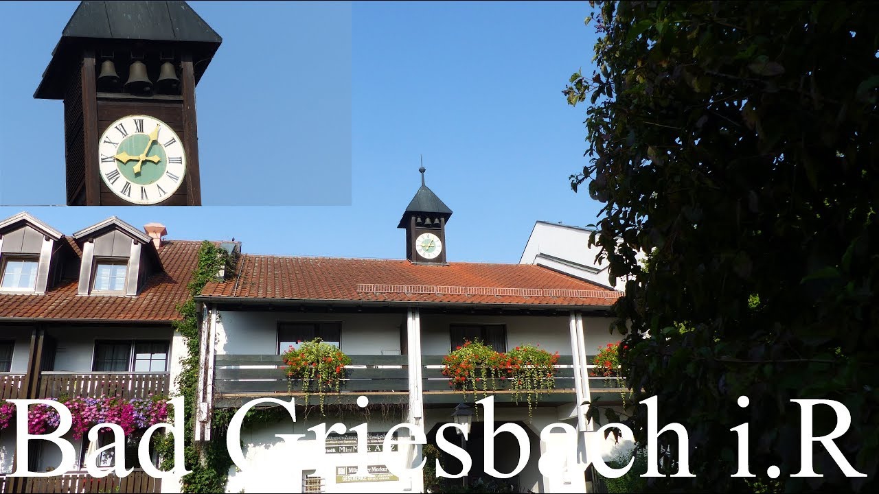 Bad Griesbach i.R (PA) Das Glockenspiel des Hotels Garni