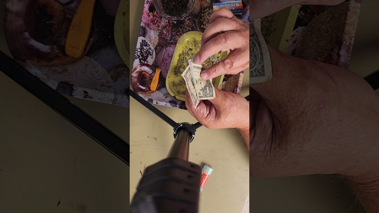 Want to learn how to roll a joint with a dollar bill? I thought I would share how I do it.