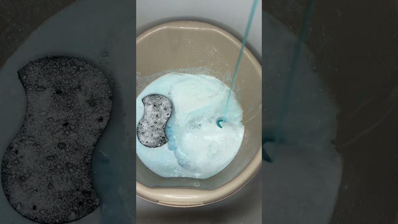 #asmr #cleantok #powdersounds #asmrsounds #oddlysatisfying #powderplay #asmrvideo #laundry #powder