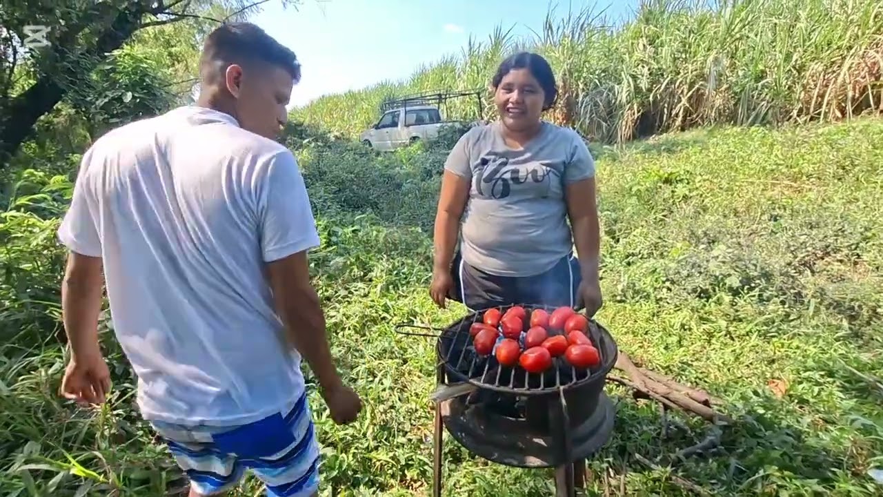 Así comienza la preparación del churrasco que rico 😋 saludos a hermanos d Colombia 🇨🇴🤗