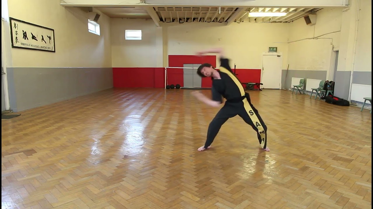 Bac Ging Kung (Side)