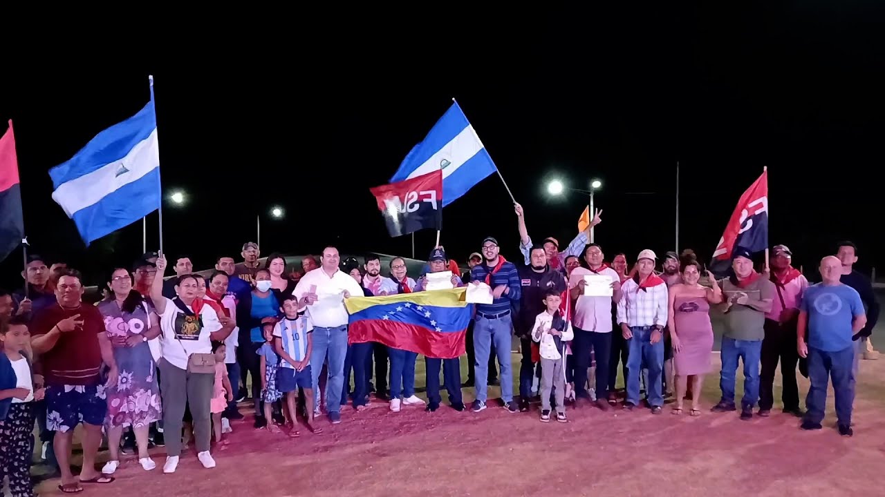Instalan nuevas luminarias en la zona costera de Diriamba, Carazo
